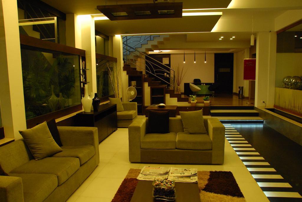 होटल Sayoojyam Residency